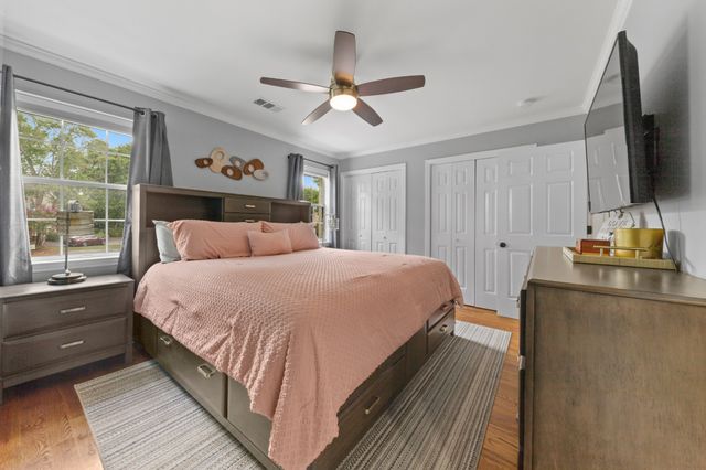 1244 Carriage Park Dr, Franklin, TN 37064