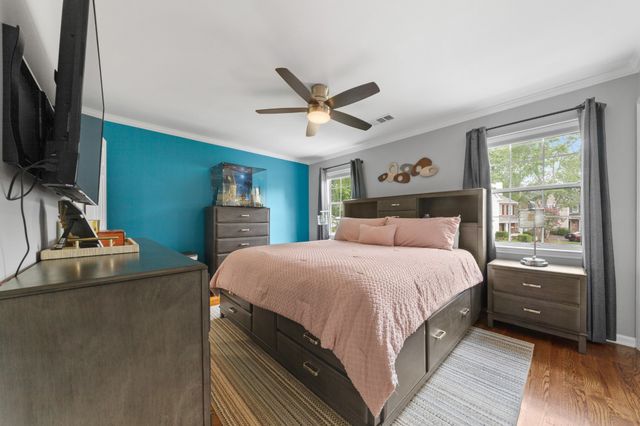 1244 Carriage Park Dr, Franklin, TN 37064