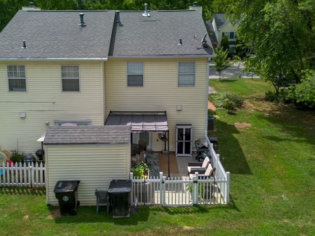 1244 Carriage Park Dr, Franklin, TN 37064