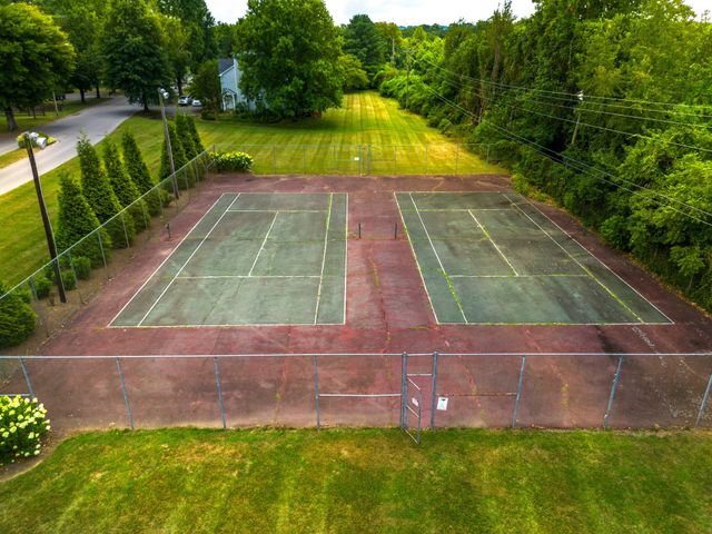 1244 Carriage Park Dr, Franklin, TN 37064