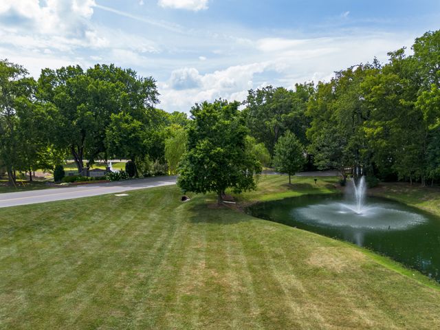 1244 Carriage Park Dr, Franklin, TN 37064