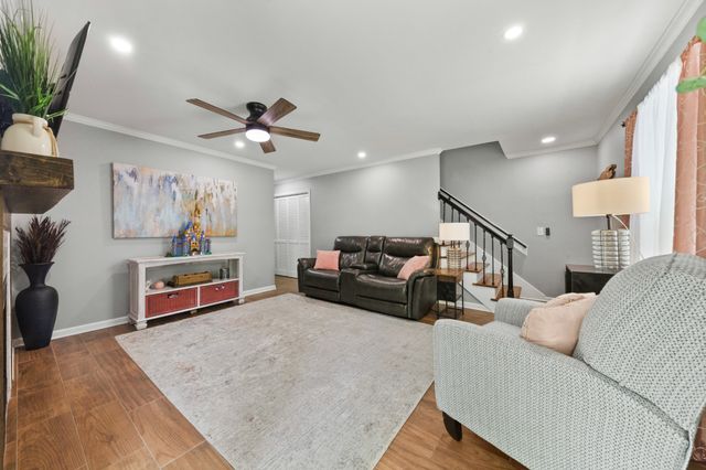 1244 Carriage Park Dr, Franklin, TN 37064