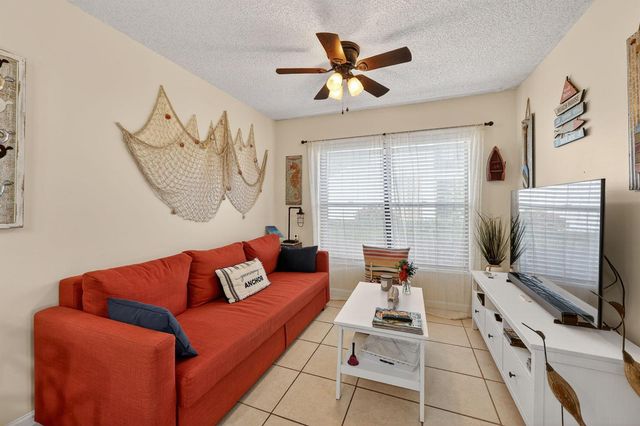 950 S Kanner Highway 603, Stuart, FL 34994