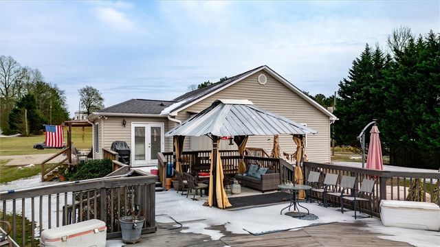 205 Meadow Ridge Road, Easley, SC 29642