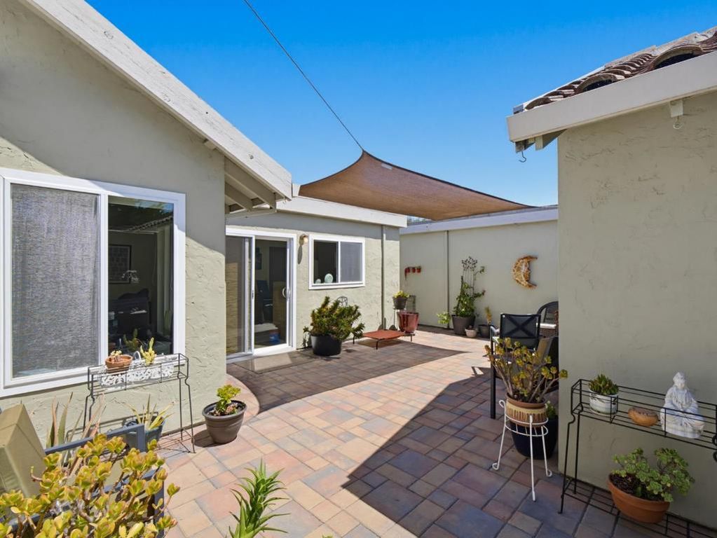 Image 26 of property listing at 186 Crestview Court, Watsonville, CA 95076