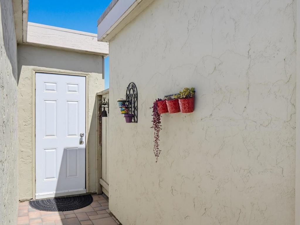 Image 30 of property listing at 186 Crestview Court, Watsonville, CA 95076