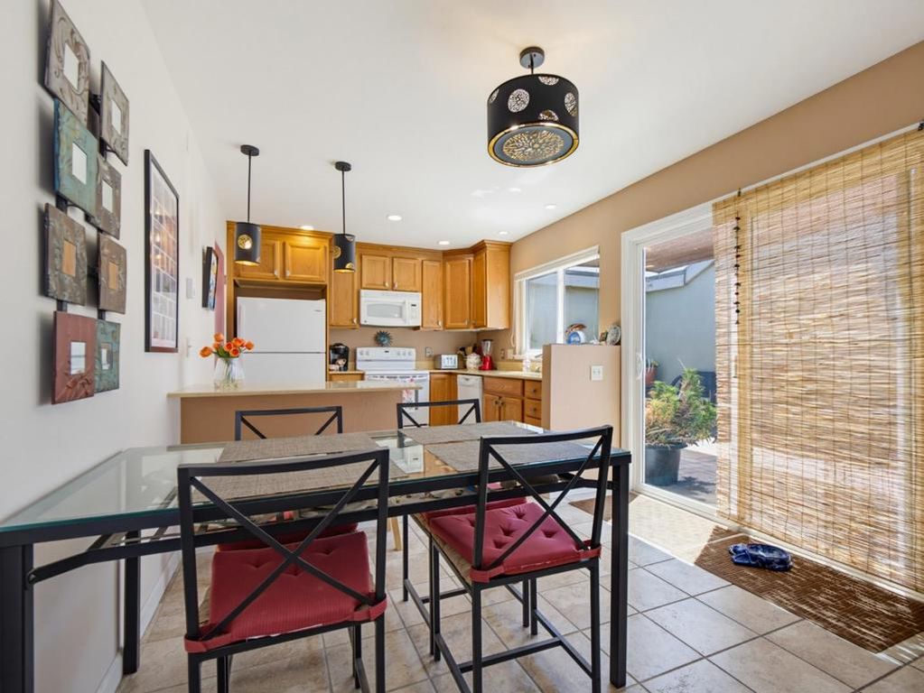 Image 5 of property listing at 186 Crestview Court, Watsonville, CA 95076