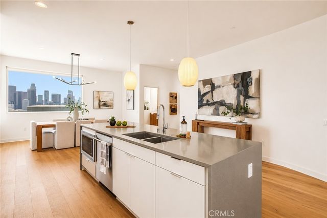 1025 White Knoll Drive, Los Angeles, CA 90012