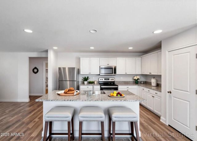 2084 E VELVET Place, Casa Grande, AZ 85122