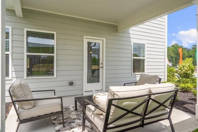 323 Silver Leaf Trace, Douglasville, GA 30134