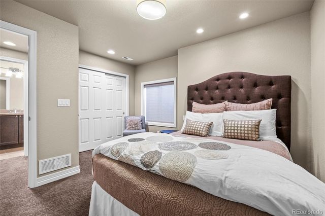 8555 Green Island Circle, Lone Tree, CO 80124