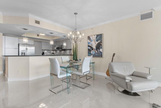 2650 Lake Shore Drive 302, Riviera Beach, FL 33404