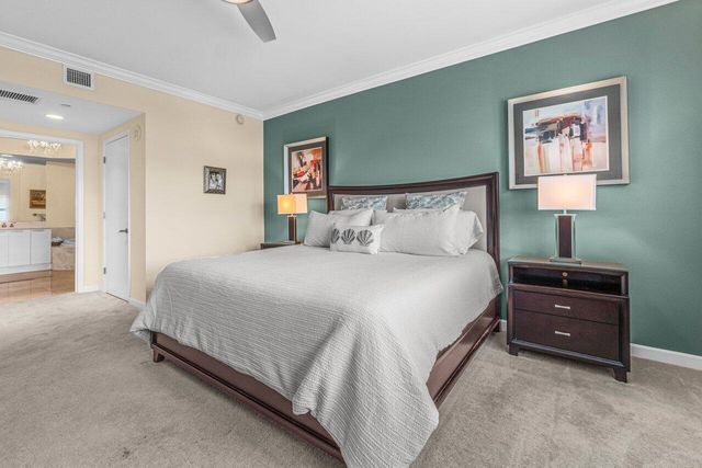 2650 Lake Shore Drive 302, Riviera Beach, FL 33404