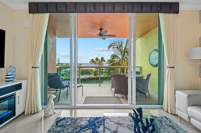 2650 Lake Shore Drive 302, Riviera Beach, FL 33404