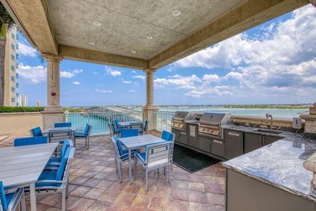 2650 Lake Shore Drive 302, Riviera Beach, FL 33404