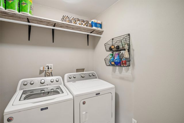 6380 NW 54th Court, Johnston, IA 50131