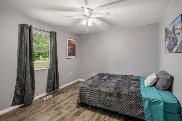 6380 NW 54th Court, Johnston, IA 50131