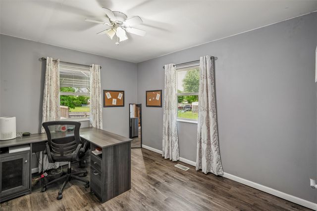 6380 NW 54th Court, Johnston, IA 50131