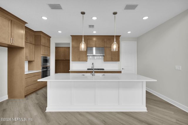 160 SEAMARK Drive, Ponte Vedra, FL 32081