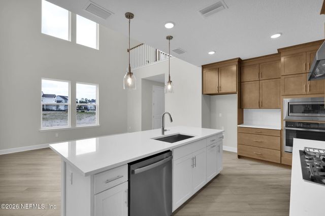 160 SEAMARK Drive, Ponte Vedra, FL 32081