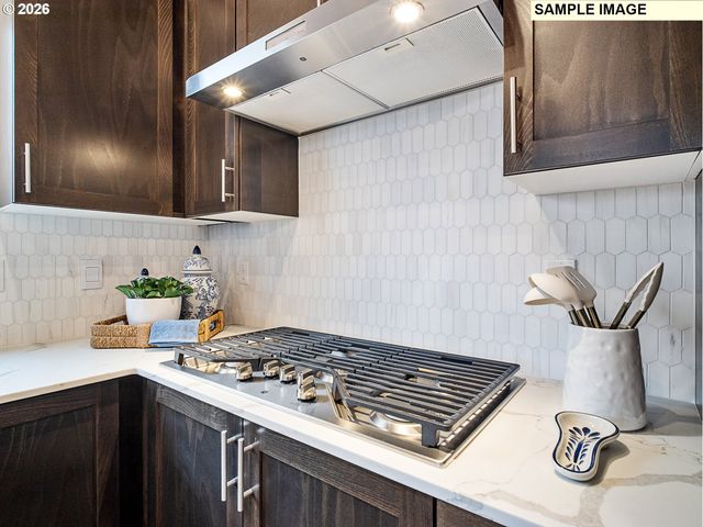 18354 Sw Weeks Way, Beaverton, OR 97003