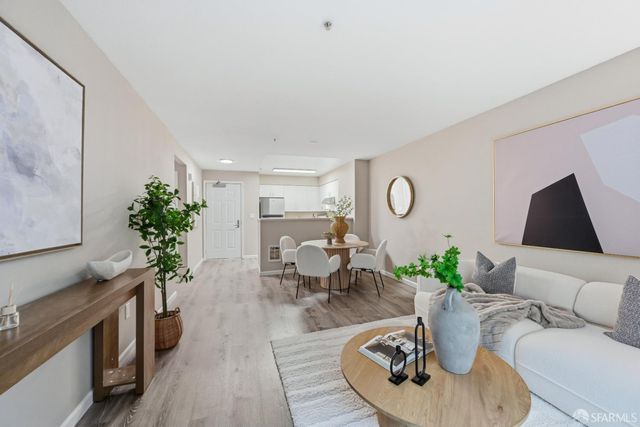 8300 Oceanview Terrace 114, San Francisco, CA 94132