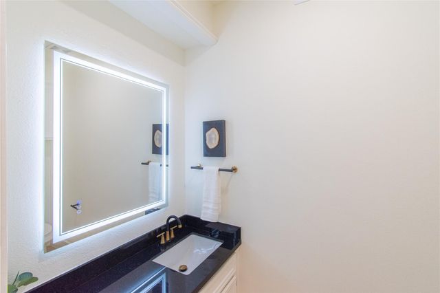 727 Bunker Hill Road 43, Houston, TX 77024