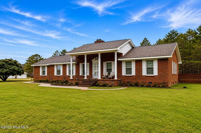 8156 Renfrow Road, Kenly, NC 27542