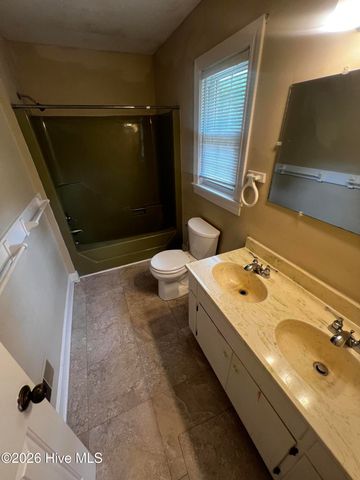 8156 Renfrow Road, Kenly, NC 27542