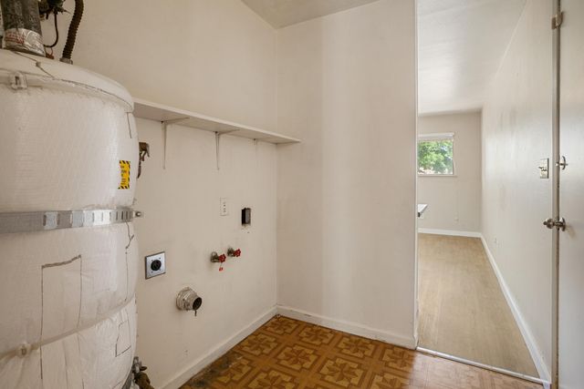 1310 Hemlock Avenue, Anderson, CA 96007
