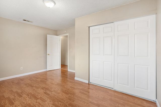 1310 Hemlock Avenue, Anderson, CA 96007