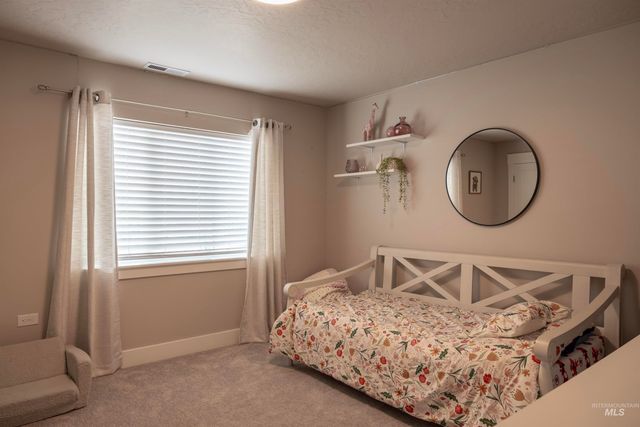 1475 W Caravan St, Kuna, ID 83634