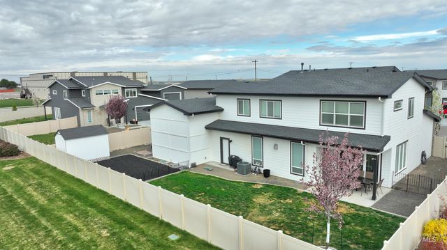 1475 W Caravan St, Kuna, ID 83634