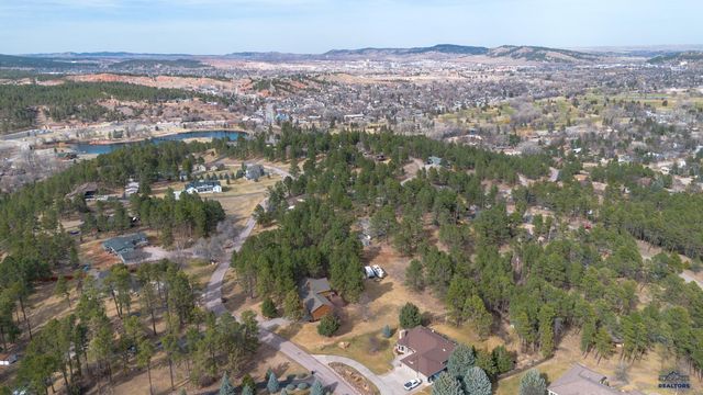 4715 CLIFF DR, Rapid City, SD 57702