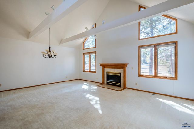 4715 CLIFF DR, Rapid City, SD 57702