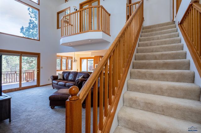 4715 CLIFF DR, Rapid City, SD 57702