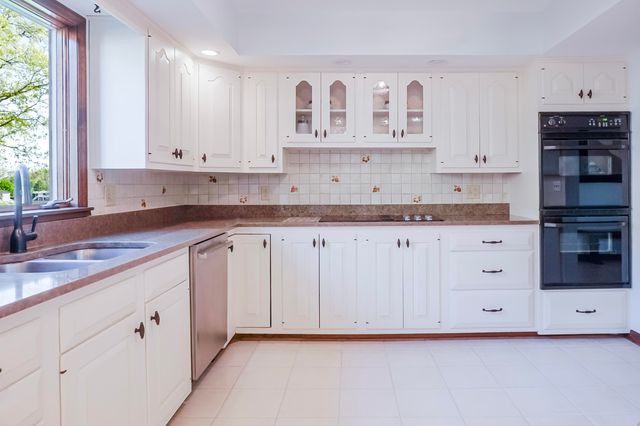 467 Amhurst Road, Valparaiso, IN 46385