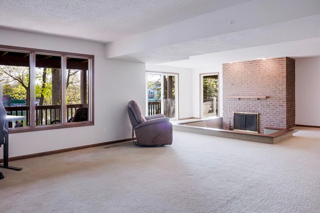 467 Amhurst Road, Valparaiso, IN 46385