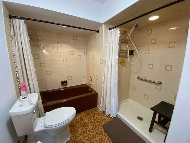 467 Amhurst Road, Valparaiso, IN 46385