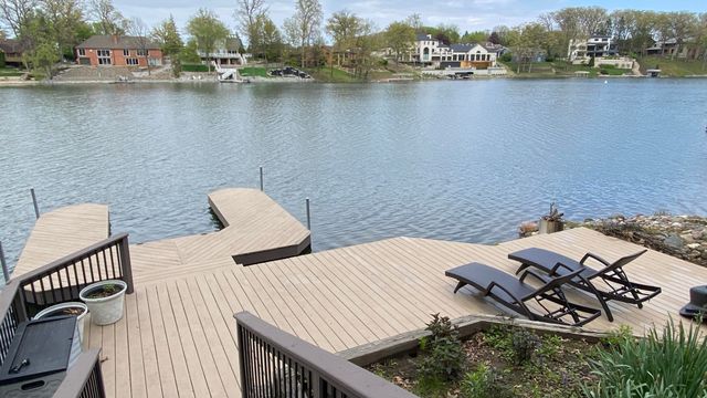 467 Amhurst Road, Valparaiso, IN 46385