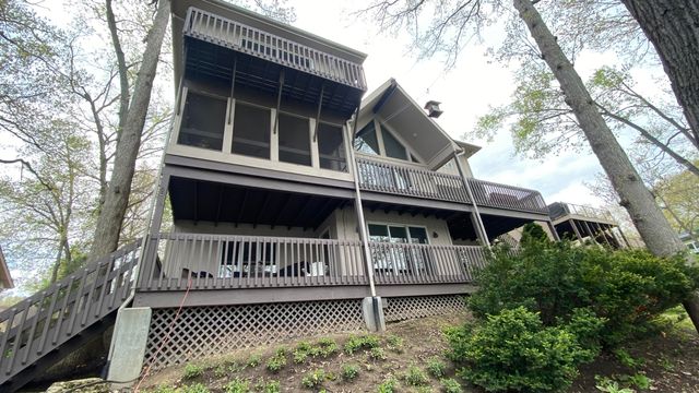 467 Amhurst Road, Valparaiso, IN 46385