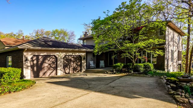 467 Amhurst Road, Valparaiso, IN 46385