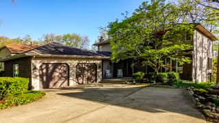 467 Amhurst Road, Valparaiso, IN 46385