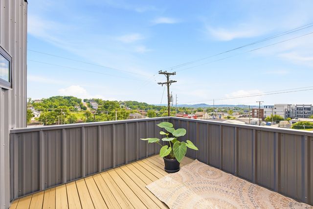 406 37th Ave, N, Nashville, TN 37209