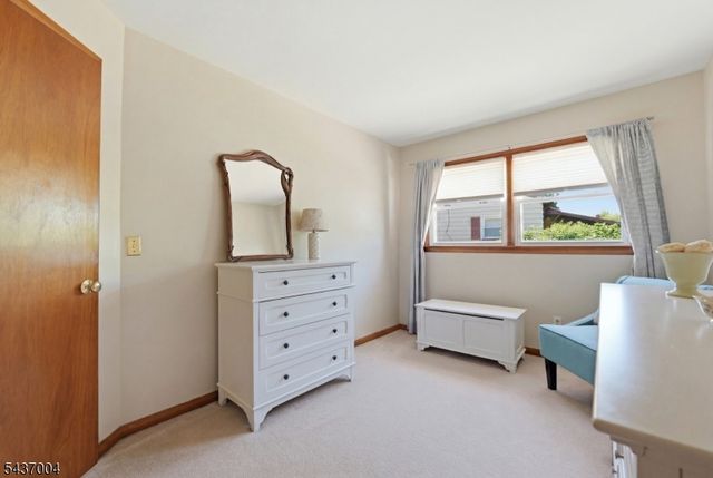 29 Corsi Rd, Bloomfield Twp., NJ 07003