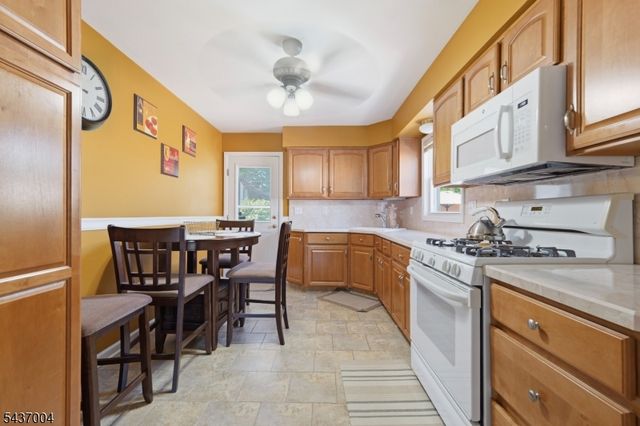 29 Corsi Rd, Bloomfield Twp., NJ 07003