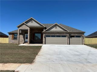 2242 Crane Avenue, Pea Ridge, AR 72751