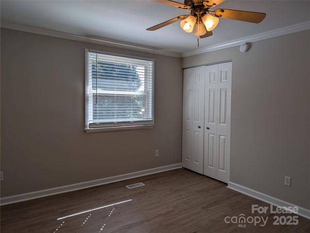 5823 Rimerton Drive, Charlotte, NC 28226