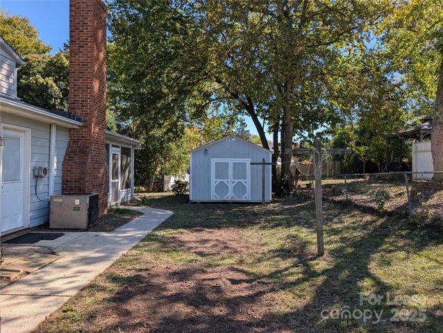 5823 Rimerton Drive, Charlotte, NC 28226