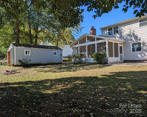 5823 Rimerton Drive, Charlotte, NC 28226